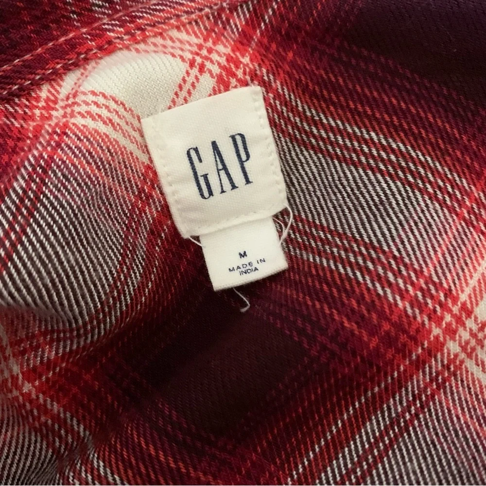 Gap Plaid Button Down - Picture 5 of 5